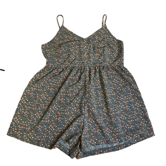 SHEIN Curve floral Romper size 1X spaghetti strap - Picture 1 of 8